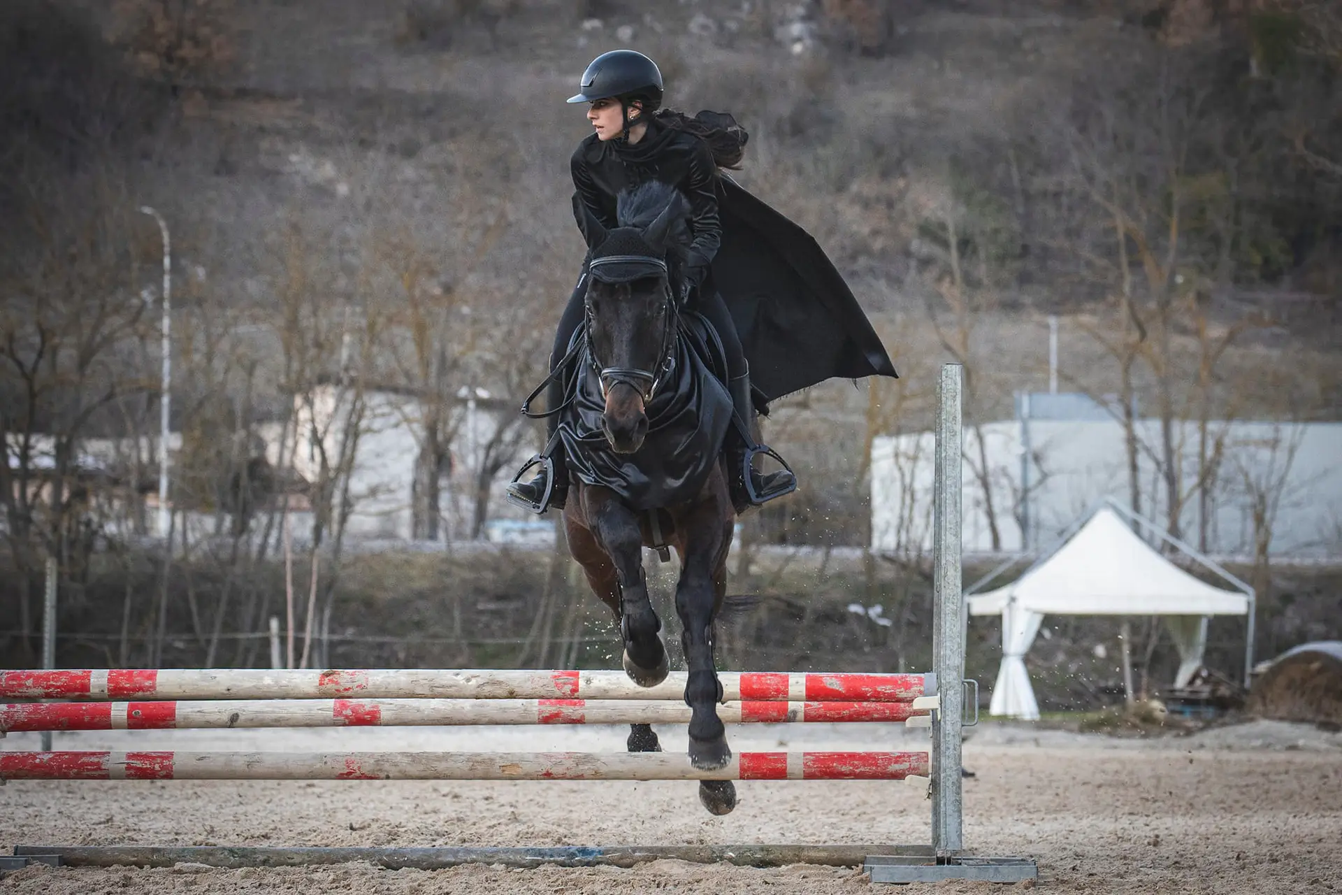 ragazza a cavallo